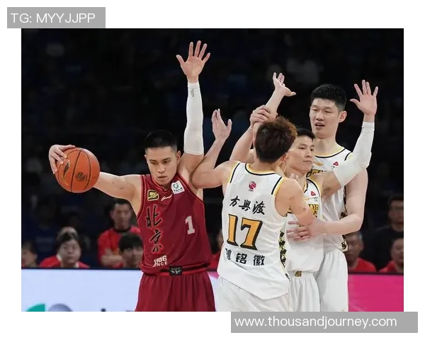 CBA赛场精彩对决10月25日浙江广厦迎战深圳队全力争胜