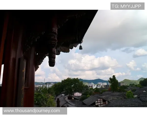 22支部队集结，21名“川超”队员助阵！第六届“贡嘎杯”四川高校男人足球赛在阆中开赛